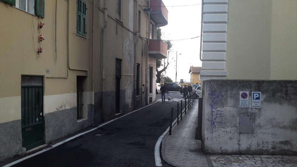 Ferienwohnung Da Cipollina In Pieno Centro Sanremo Exterior foto